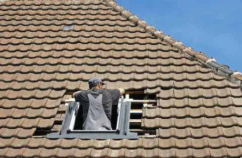 Pose de velux - Montrozier